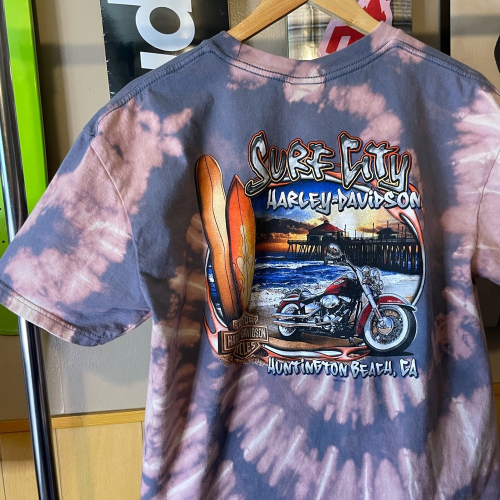 Harley Davidson, Huntington Beach, California reverse dye T-shirt men’s size XL